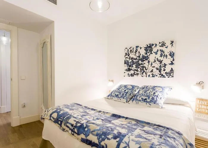 Atrivm San Julian Apartment